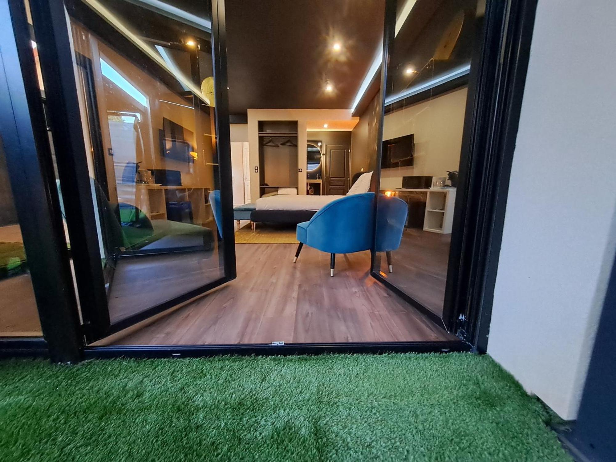 Belle Suite Metro 14 Paris Orly Esterno foto
